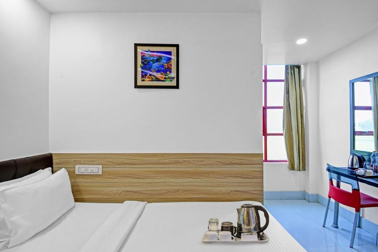 Hotel Oyo Townhouse 779 Gods County Tarapith Exterior foto