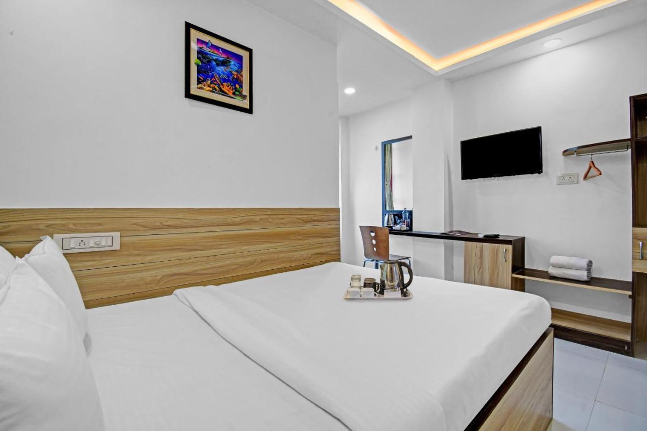Hotel Oyo Townhouse 779 Gods County Tarapith Exterior foto