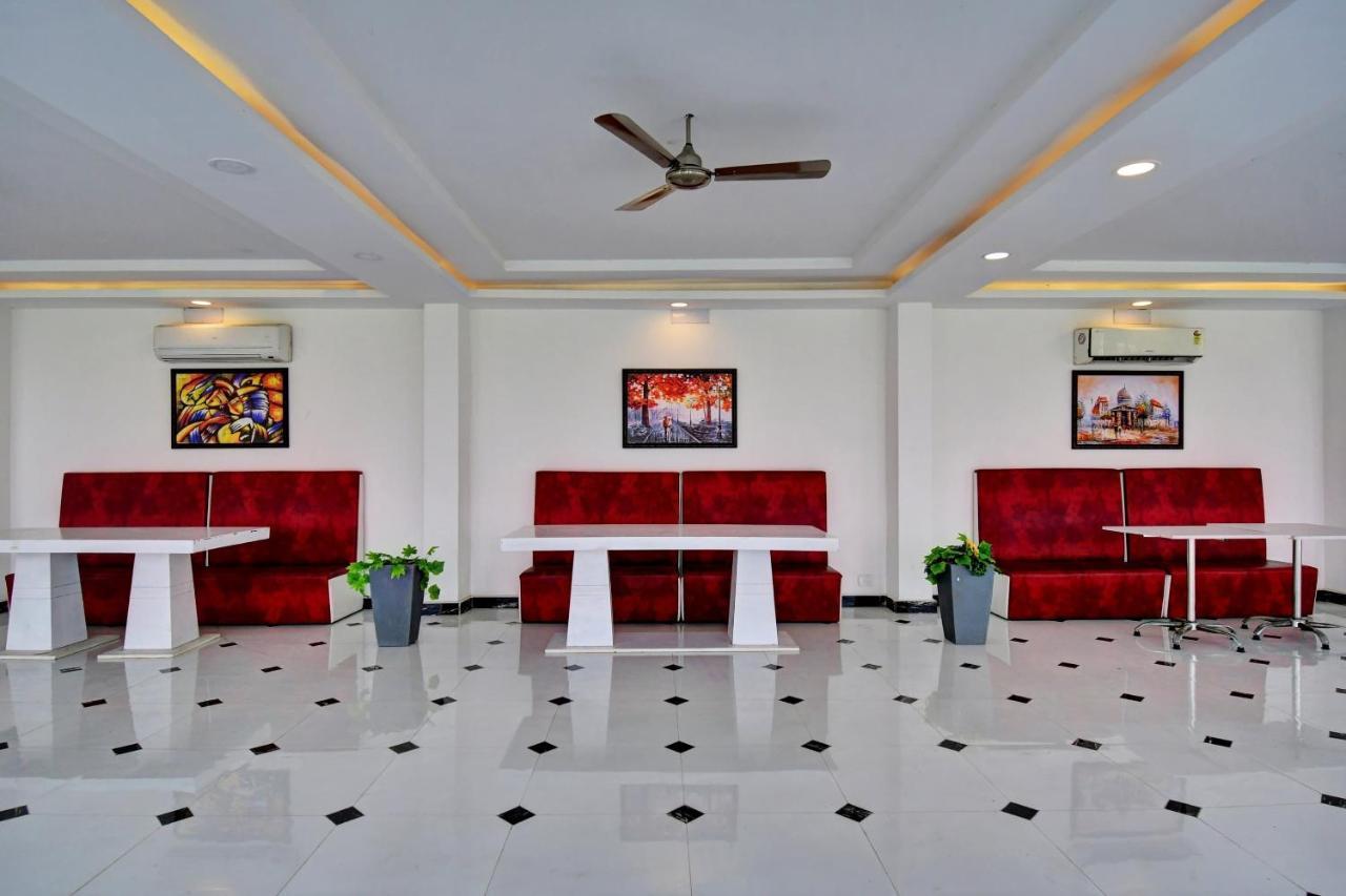 Hotel Oyo Townhouse 779 Gods County Tarapith Exterior foto