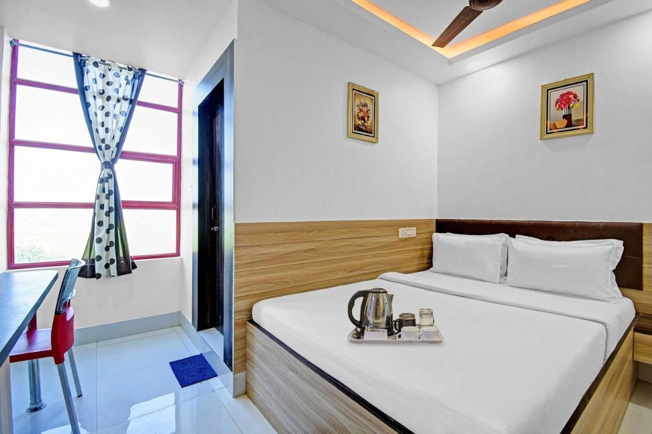 Hotel Oyo Townhouse 779 Gods County Tarapith Exterior foto